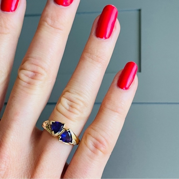 14k Gold Natural Diamond & Amethyst Diamond Two Stone Trillion Cut Ring - Picture 11 of 12
